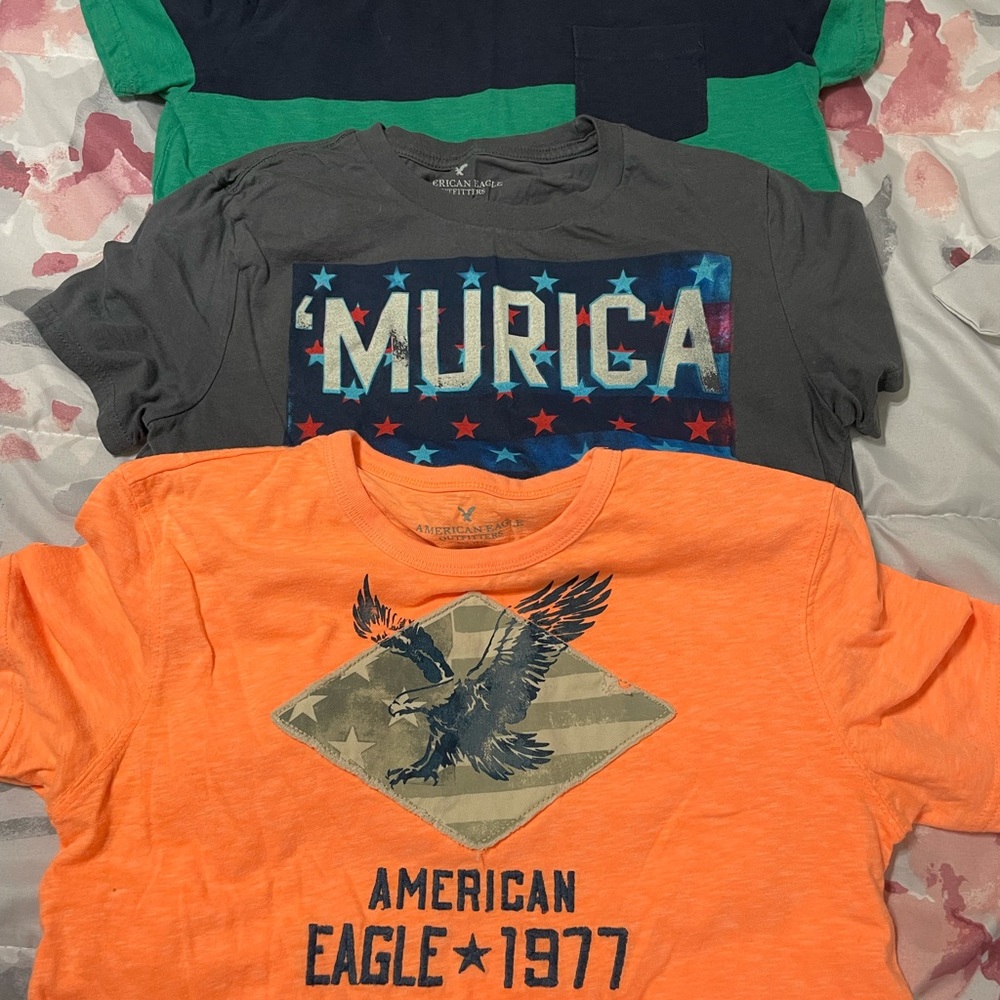 American Eagle crew neck T-shirts XS